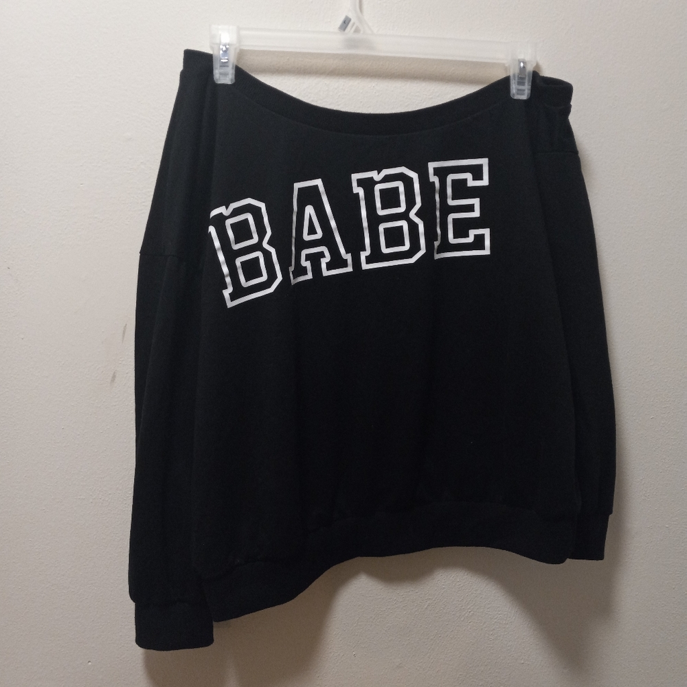 Babe crop top sweatshirt